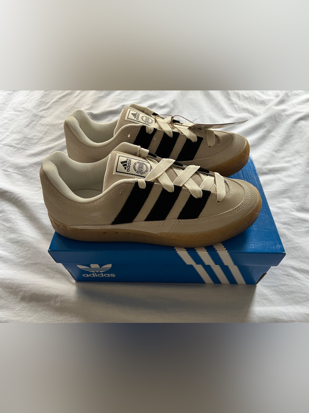New In Box Adidas Adimatic Off White Gum Ivory Mens Shoes Size US 10.5